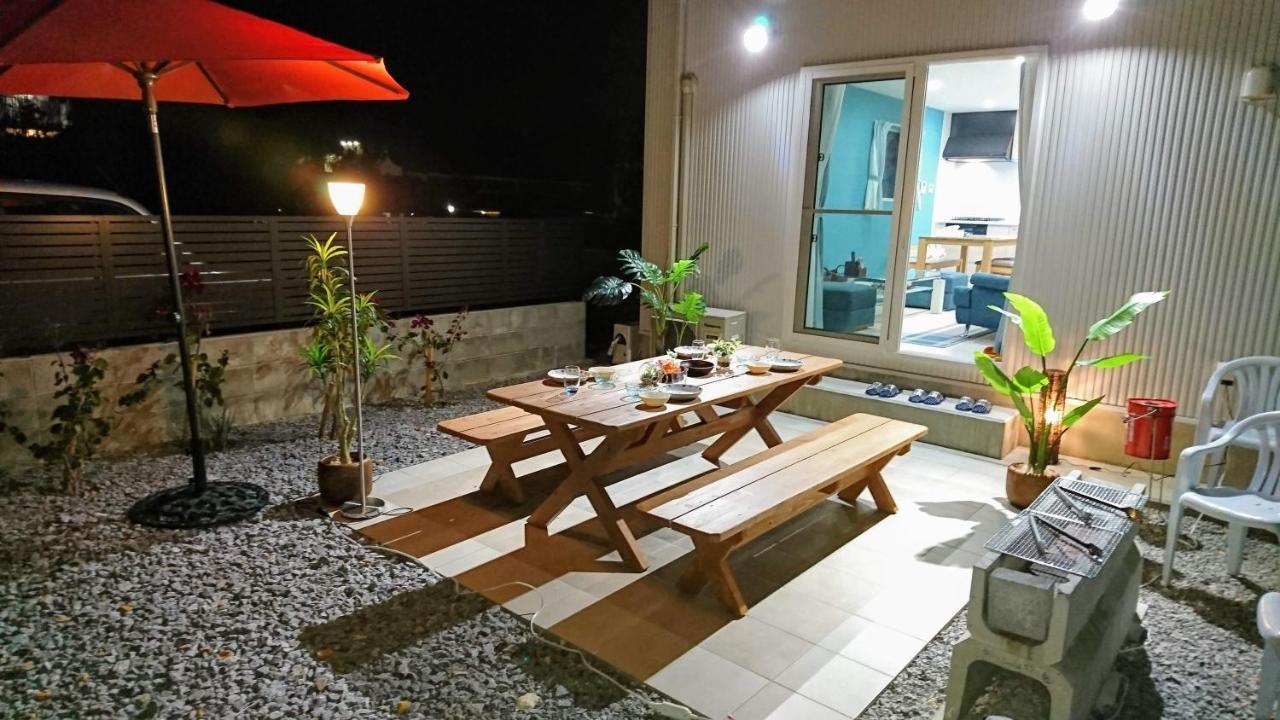 Premium Cottage Comfort Okinawa Onna Exterior photo